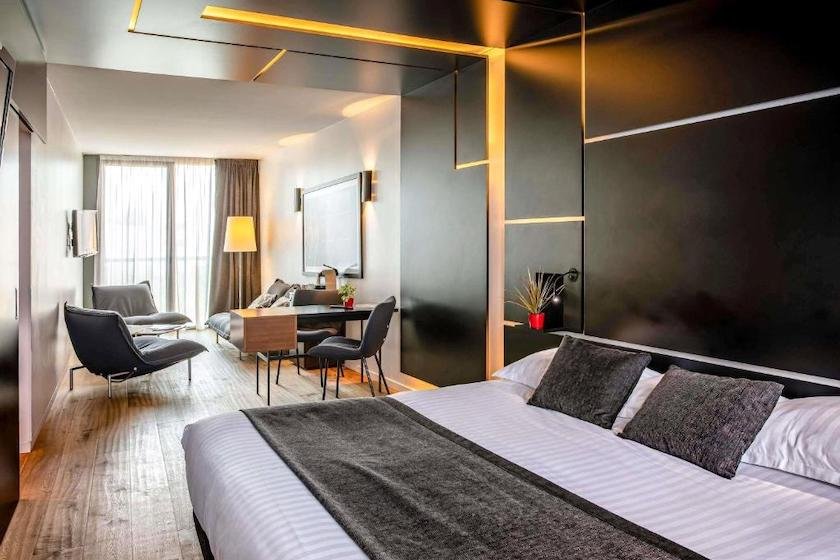 Hôtel Mercure Villefranche en Beaujolais - Ici & Là