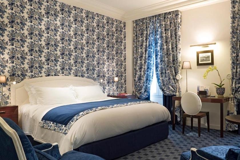 A very plush double room at the Royal Lyon - MGallery Collection hotel