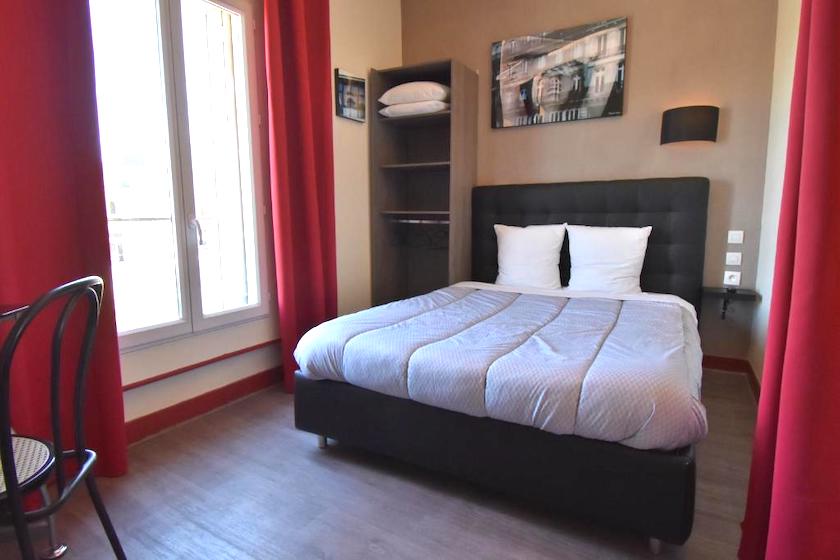 Hôtel des Deux Gares, Auxerre A6