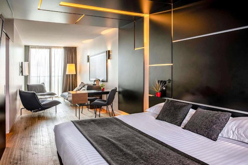 Hôtel Mercure Villefranche en Beaujolais - Ici & Là